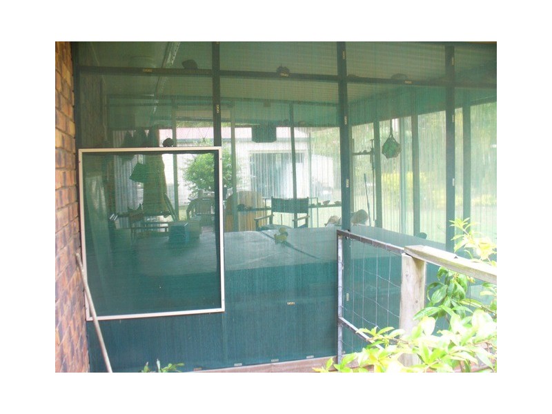 33 Cockatoo Crescent, Gooburrum QLD 4670