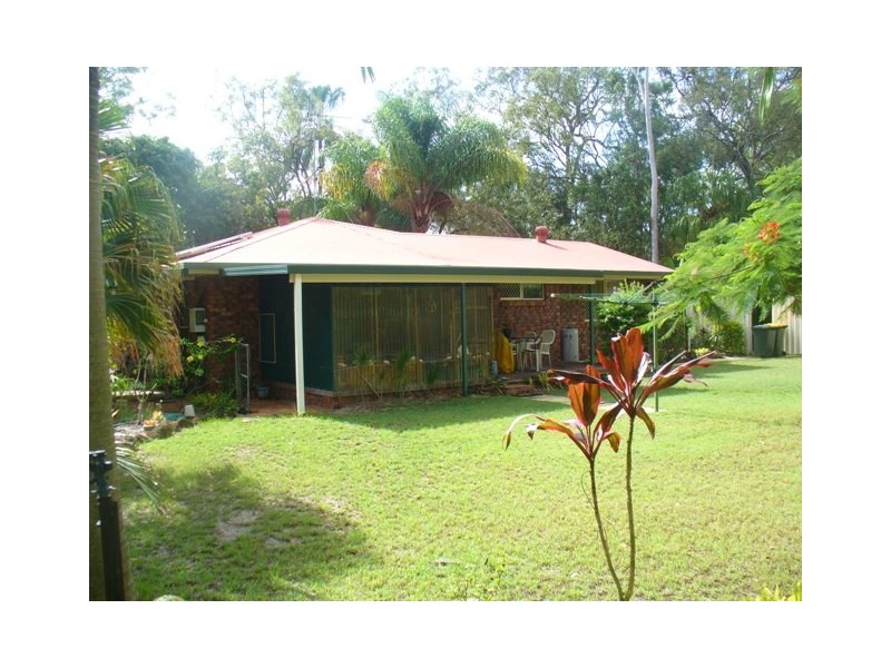 33 Cockatoo Crescent, Gooburrum QLD 4670