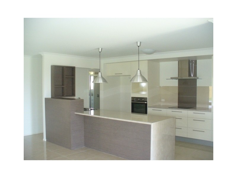 12 Liddell Street, Kepnock QLD 4670