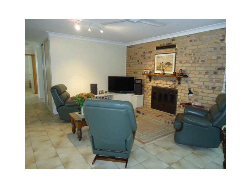 3 St Lucia Crescent, Avoca QLD 4670