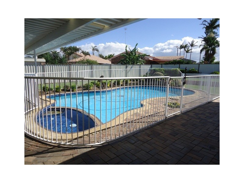 3 St Lucia Crescent, Avoca QLD 4670