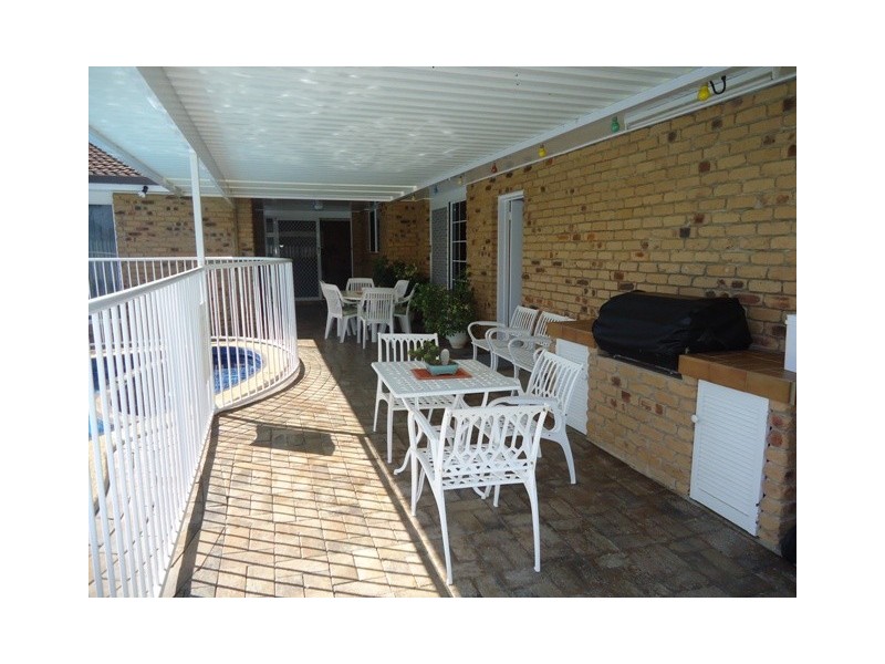 3 St Lucia Crescent, Avoca QLD 4670