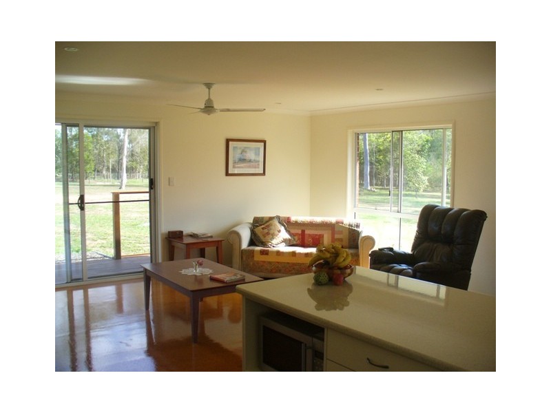 1 Melaleuca Court, Redridge QLD 4660