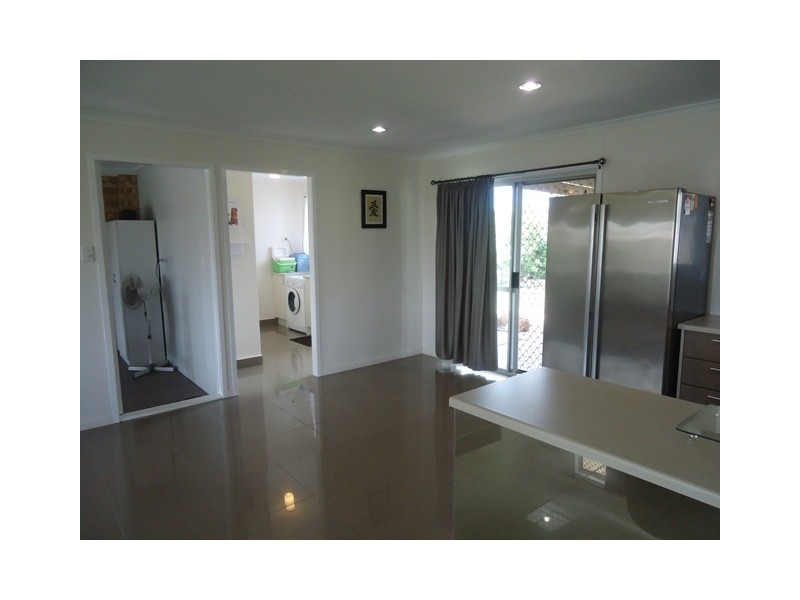 12 Jensen Street, Avenell Heights QLD 4670