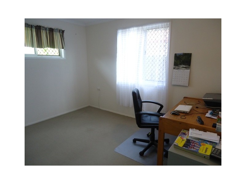 12 Jensen Street, Avenell Heights QLD 4670