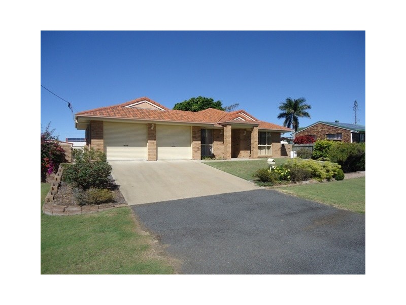 10 Marine Terrace, Burnett Heads QLD 4670