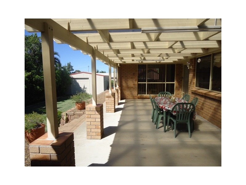 10 Marine Terrace, Burnett Heads QLD 4670