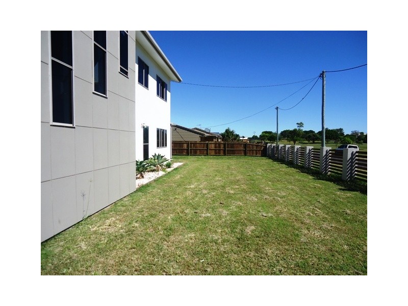 79 Shelley Street, Burnett Heads QLD 4670