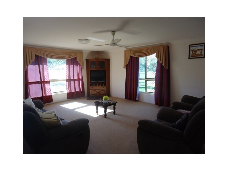 2 Helmore Street, Yandaran QLD 4673
