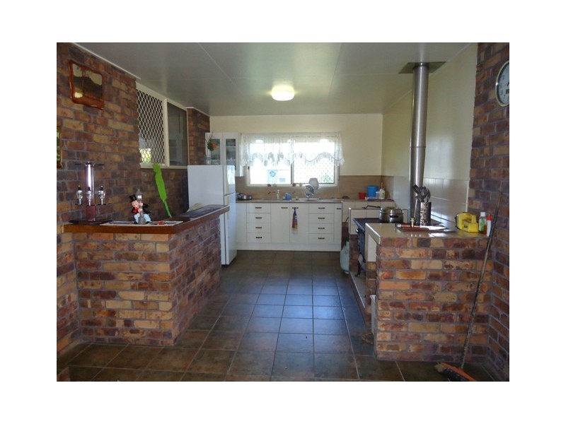 2 Helmore Street, Yandaran QLD 4673