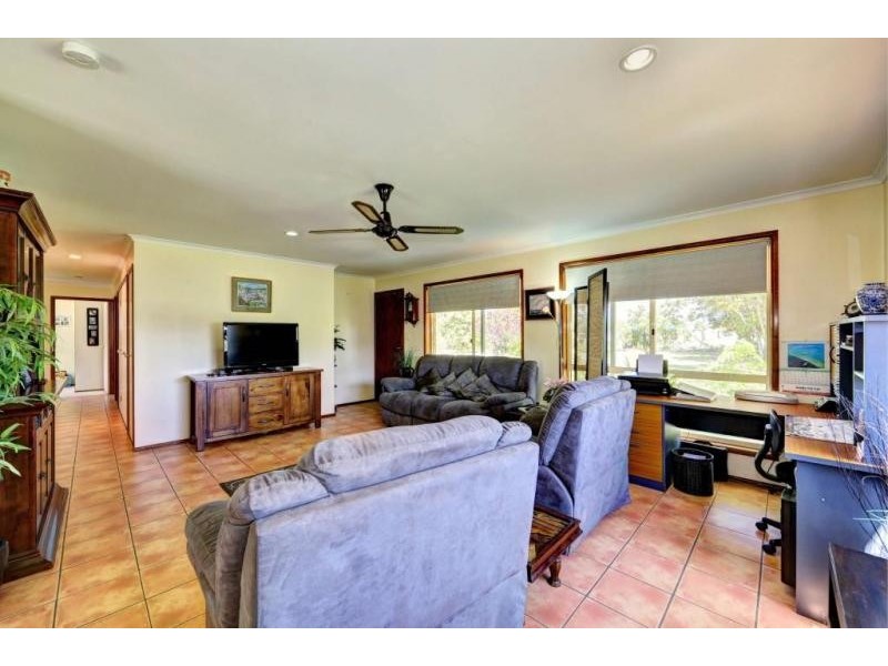 12 Zorzan Drive, Gooburrum QLD 4670