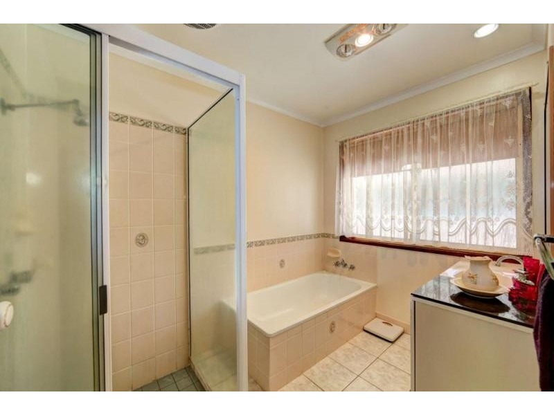 12 Zorzan Drive, Gooburrum QLD 4670