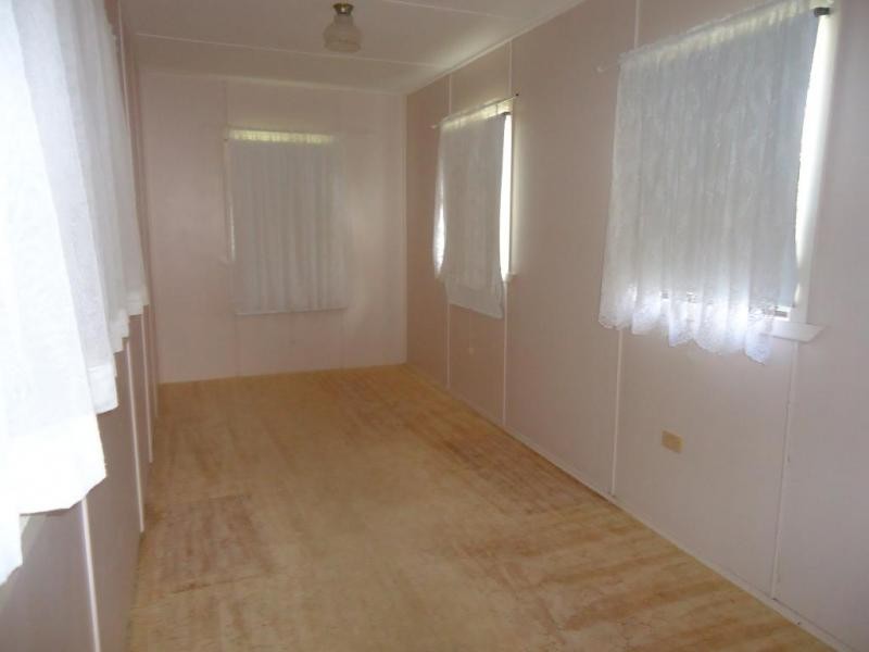 14 Bathurst Street, Elliott Heads QLD 4670