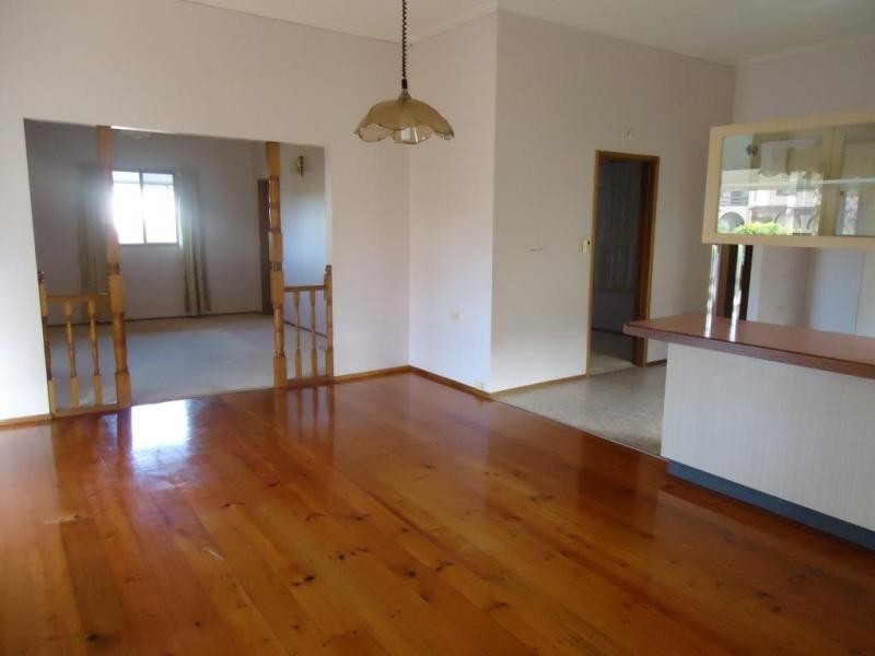 14 Bathurst Street, Elliott Heads QLD 4670