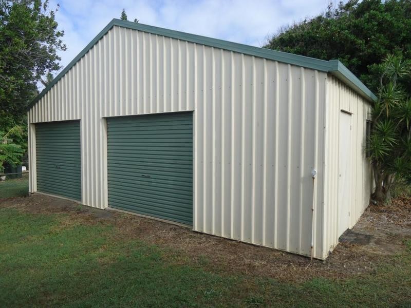 14 Bathurst Street, Elliott Heads QLD 4670