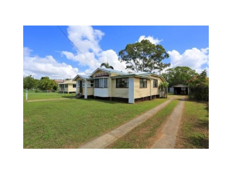 27 Alice Street, Walkervale QLD 4670