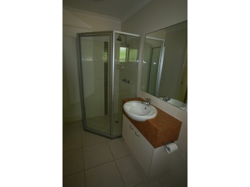 1/4 High St, Walkervale QLD 4670