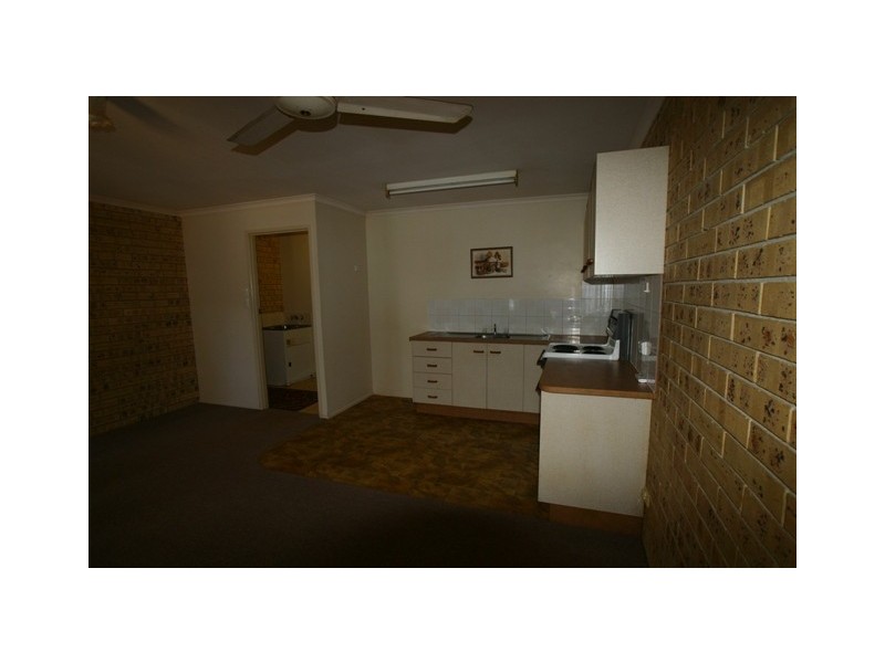 3/66 Takalvan St, Svensson Heights QLD 4670