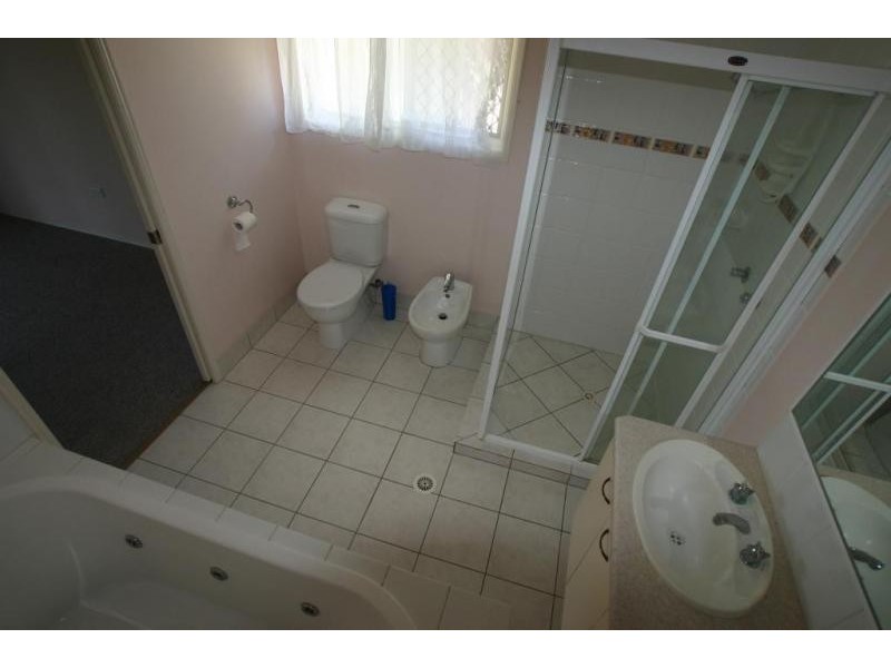13 Brighton Close, Bundaberg North QLD 4670