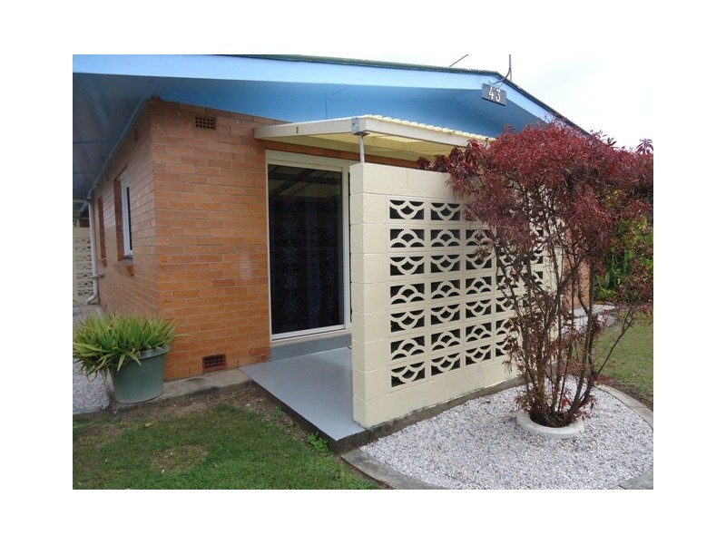 2/43 Maryborough St, Walkervale QLD 4670