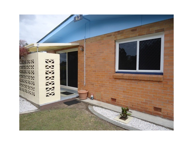 2/43 Maryborough St, Walkervale QLD 4670