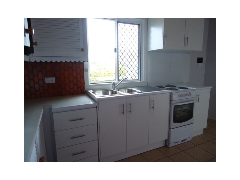2/43 Maryborough St, Walkervale QLD 4670