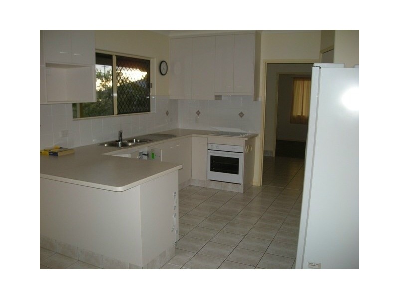 12 Slalom Crescent, Branyan QLD 4670