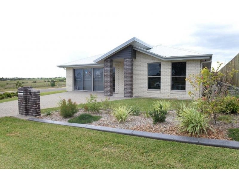 1 Beech Links Drive, Ashfield QLD 4670