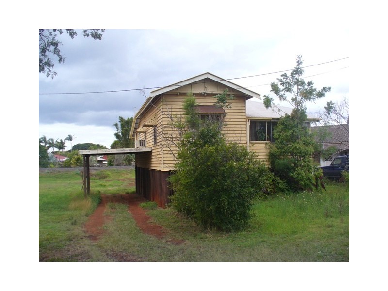 87 Churchill Street, Childers QLD 4660