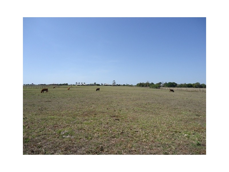 22 Heidkes Road, Windermere QLD 4670