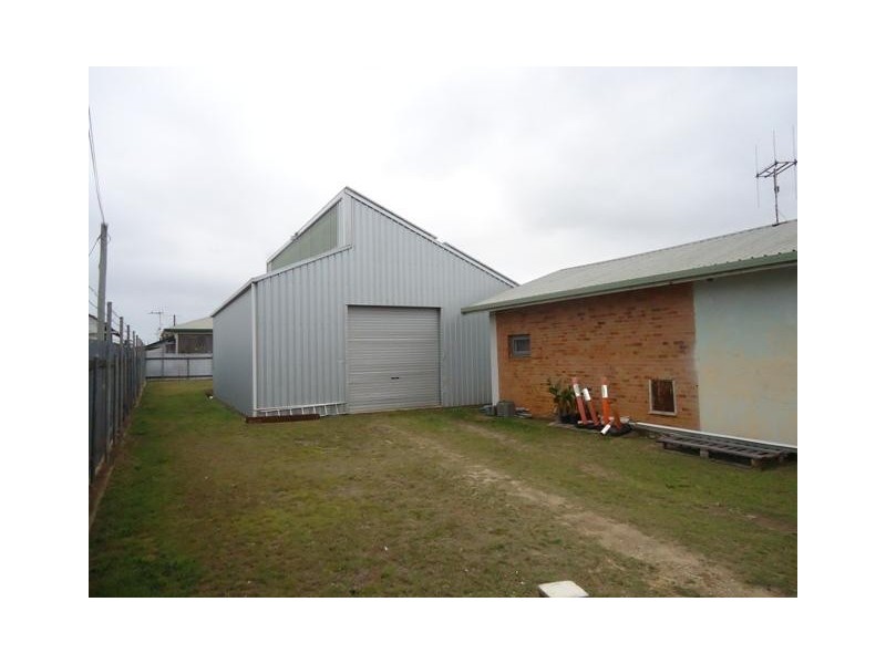 77 Boundary Street, Walkervale QLD 4670