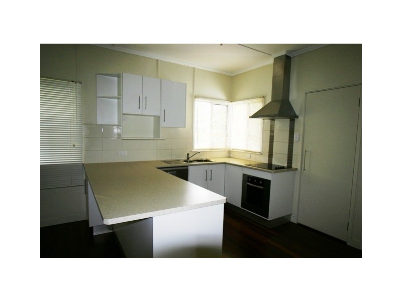 10 Adams Street, Bundaberg West QLD 4670