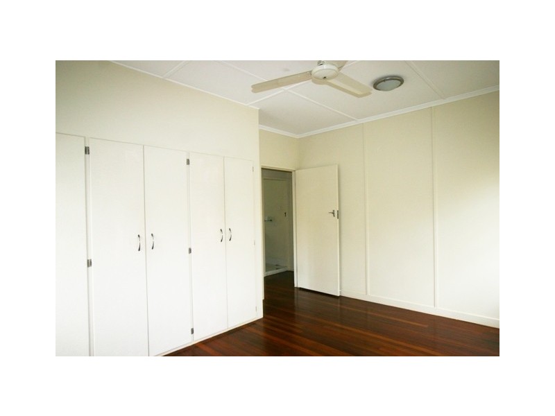 10 Adams Street, Bundaberg West QLD 4670