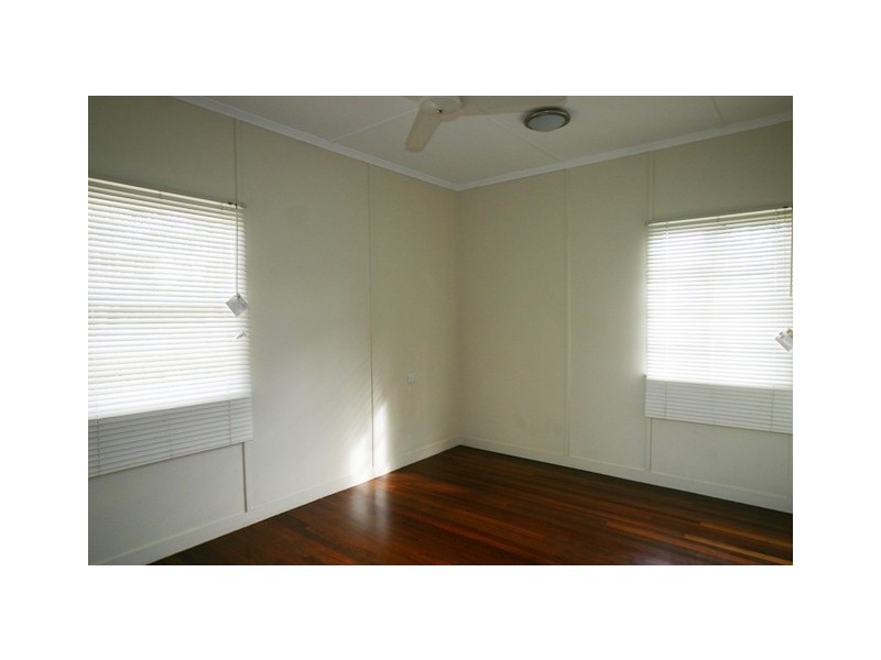 10 Adams Street, Bundaberg West QLD 4670