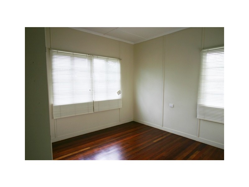 10 Adams Street, Bundaberg West QLD 4670