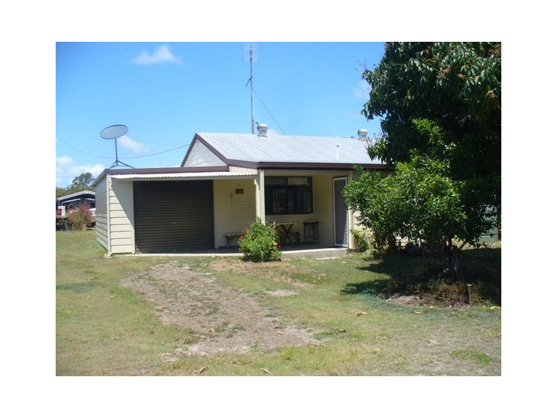 9 Wattle Street, Winfield QLD 4670