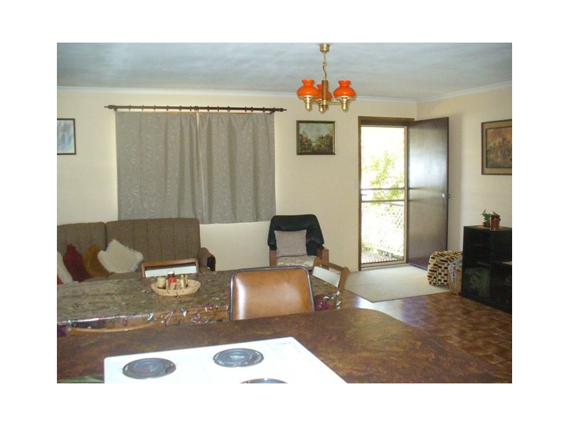 9 Wattle Street, Winfield QLD 4670