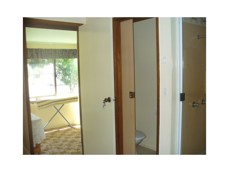 9 Wattle Street, Winfield QLD 4670