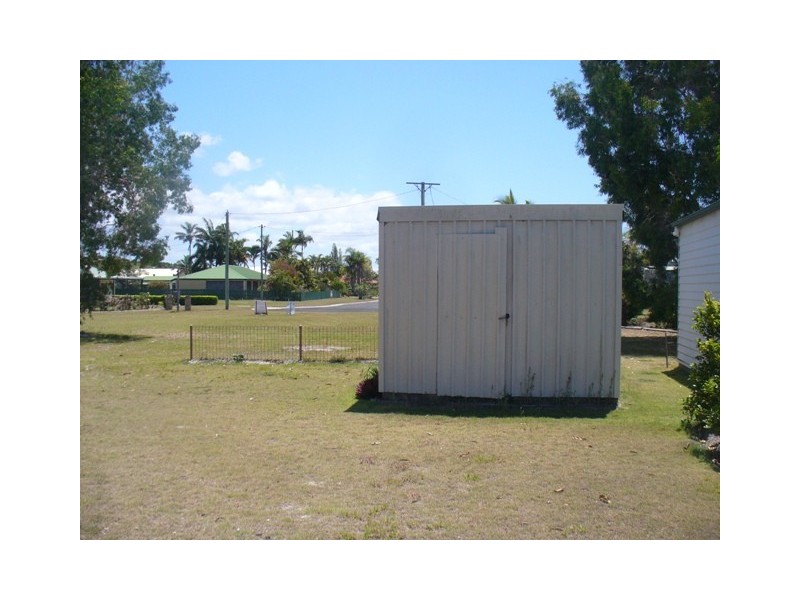 9 Wattle Street, Winfield QLD 4670