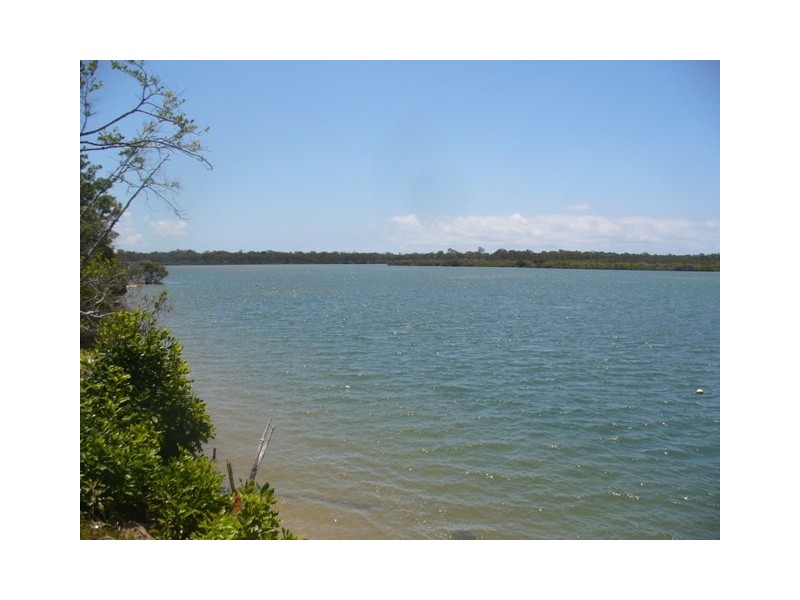 9 Wattle Street, Winfield QLD 4670