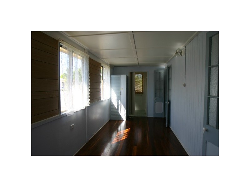 43 Beatrice St, Walkervale QLD 4670