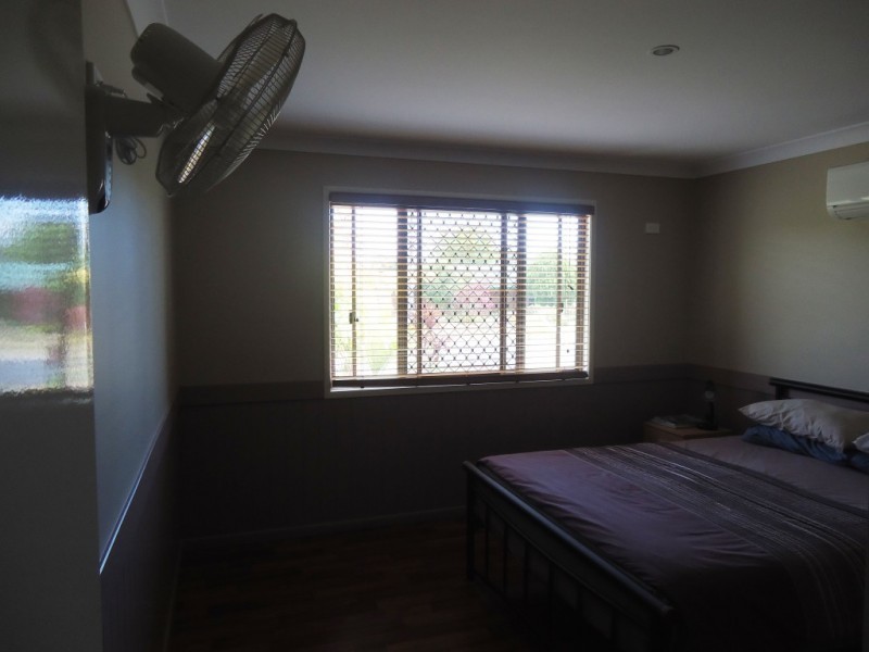 4 Pangola Street, Winfield QLD 4670