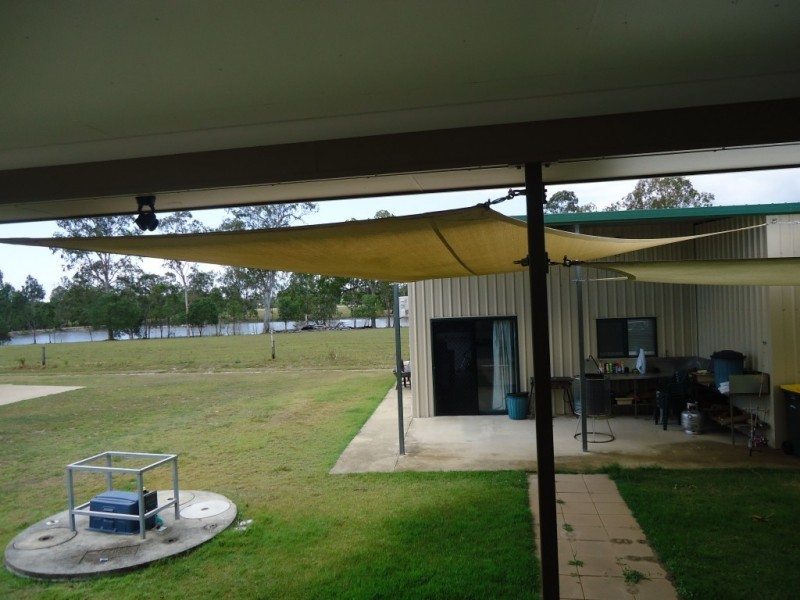 4 Pangola Street, Winfield QLD 4670