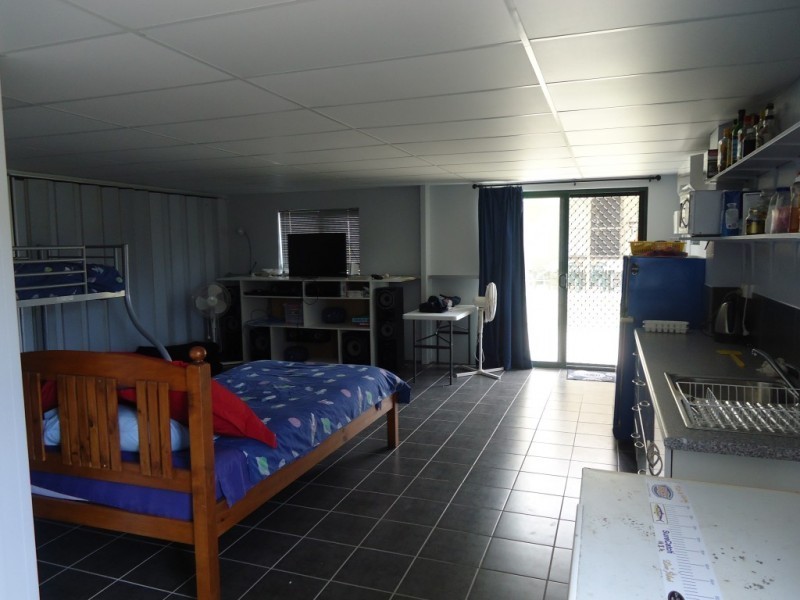 4 Pangola Street, Winfield QLD 4670