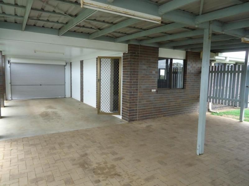 2 Laurel Street, Gooburrum QLD 4670