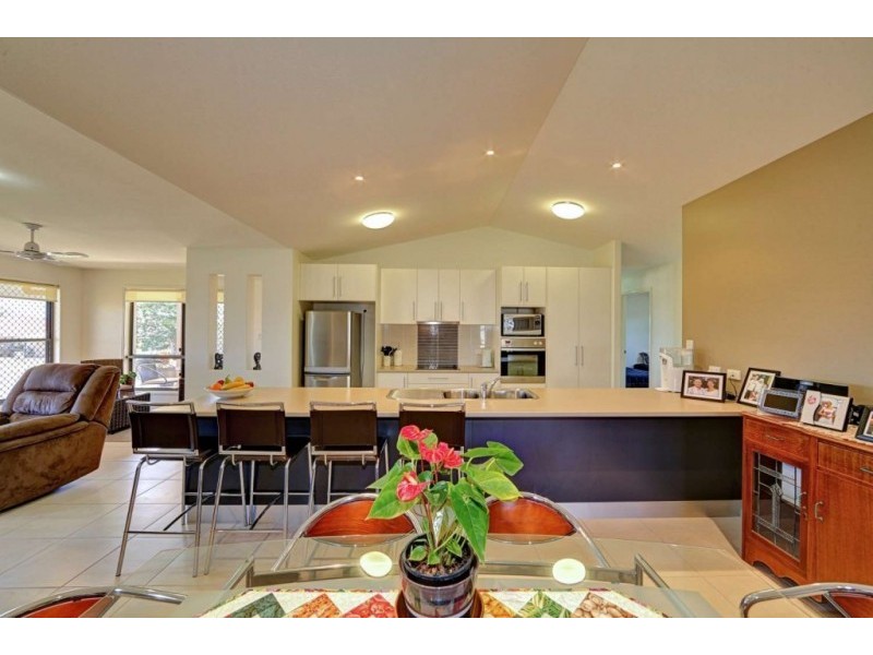 1 Banner Street, Branyan QLD 4670