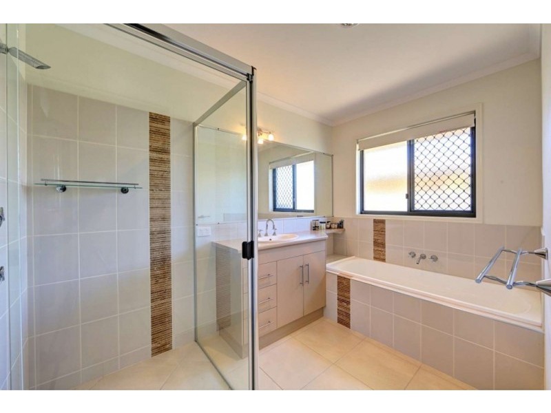 1 Banner Street, Branyan QLD 4670