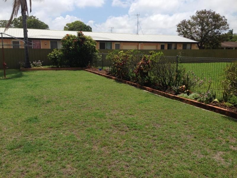 127 George St, Bundaberg West QLD 4670