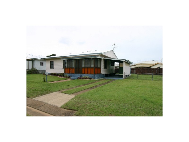 5 Buzza Street, Walkervale QLD 4670