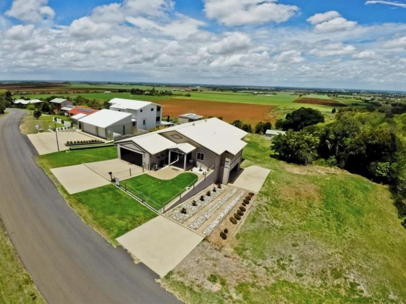 17 Finemore Crescent, Qunaba QLD 4670